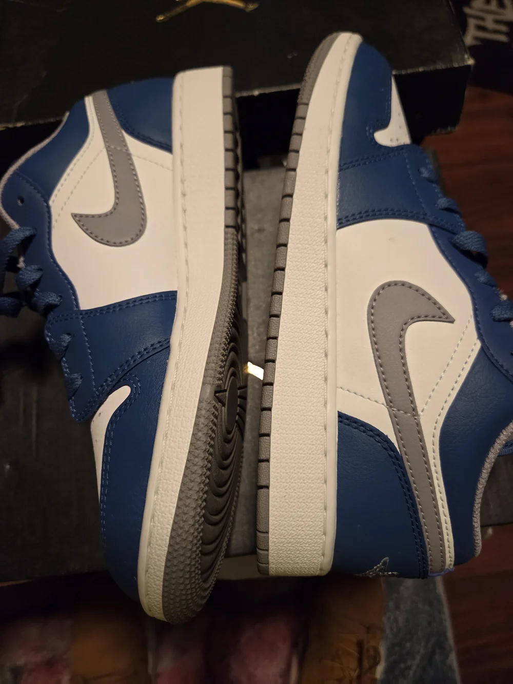 FNike Air Jordan Low Top Sneakers - Blue/White/Grey